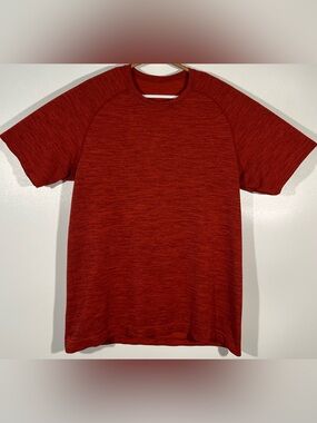 Lululemon Men's Metal Vent Tech Clay Short Sleeve T Shirt Size Large Yoga Run